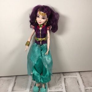 Disney Descendants doll Genie Chic
